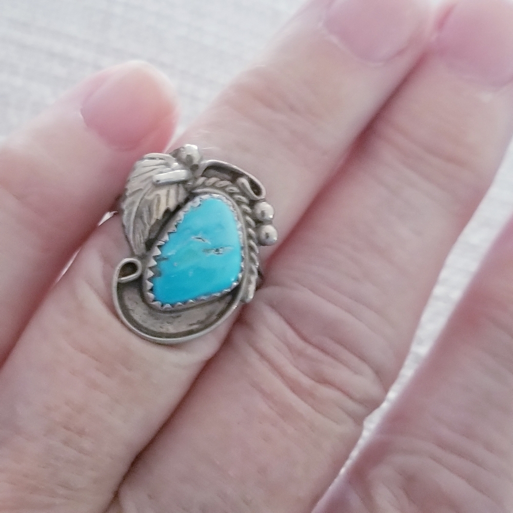 Vintage Handmade Sterling Silver Handmade Turquoise Ring